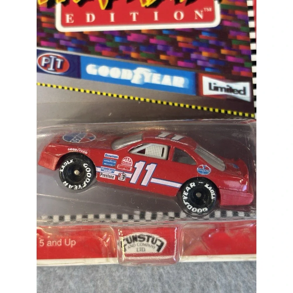 Vtg 1992 FunStuf Trackside Edition Bill Elliott #11 Amoco NASCAR 1:64 Diecast